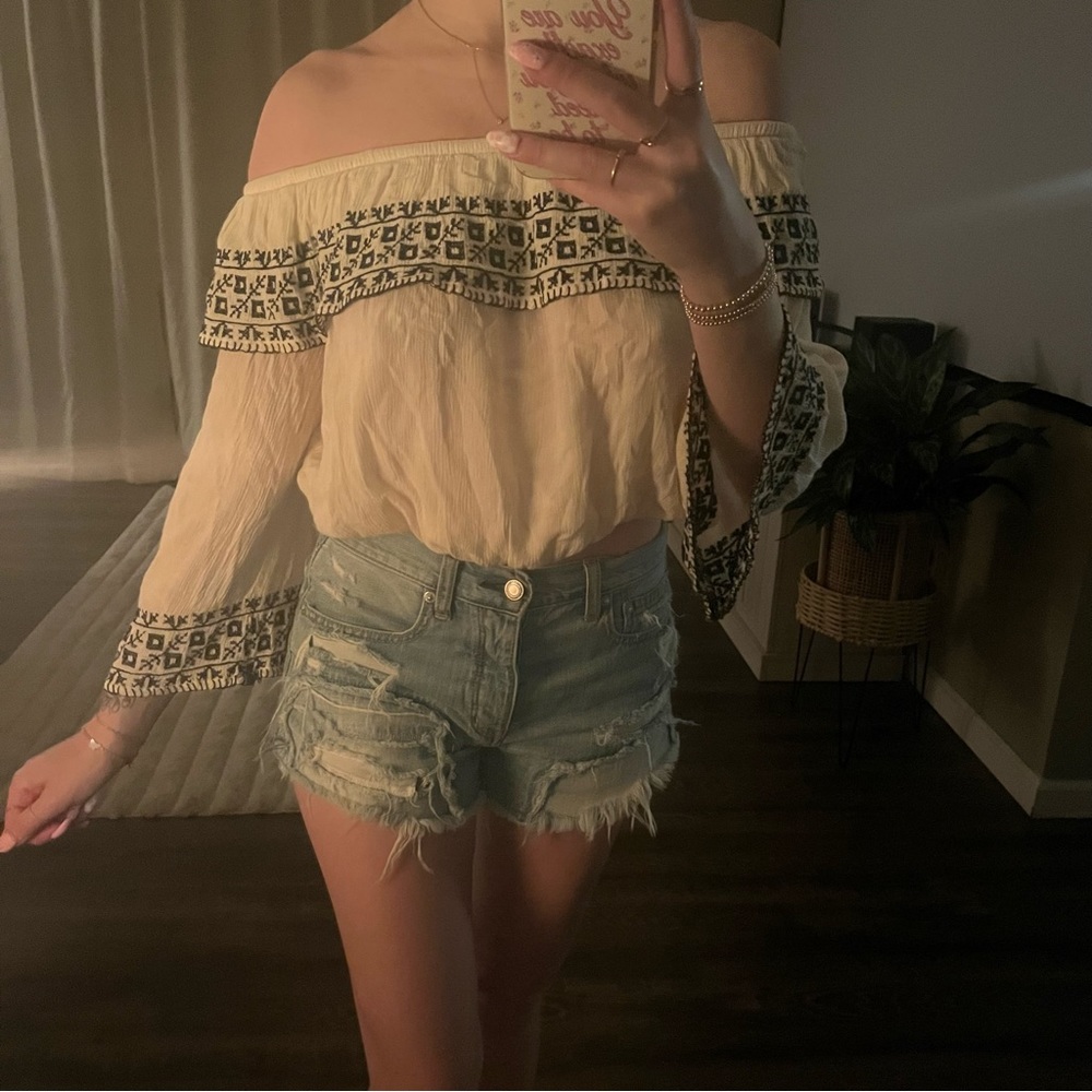 American Eagle Off The Shoulder Floral Blouse